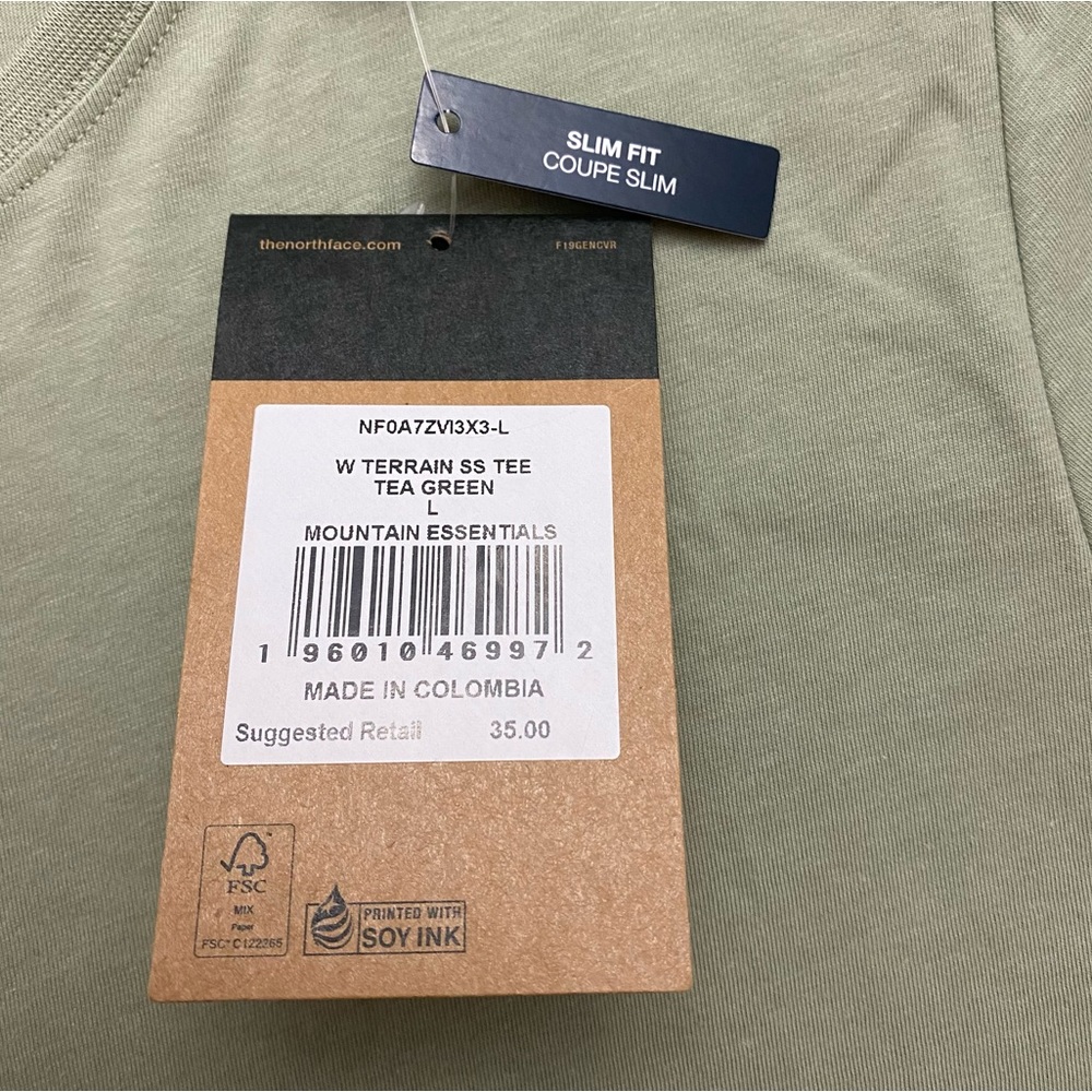 NWT The North Face Women’s Tea Green W Terrain SS Large Short Sleeve Tee - Picture 15 of 16